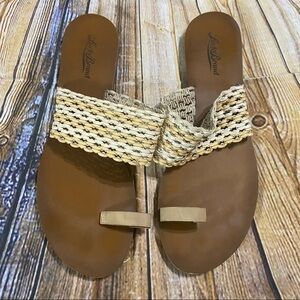 Lucky Brand Toe Ring Sandals Size 10
